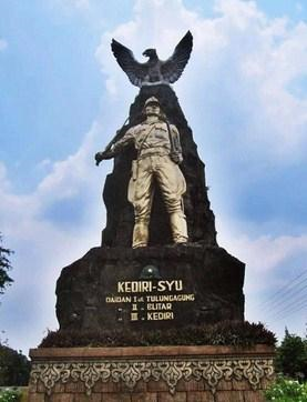 MONUMEN KEDIRI SYU