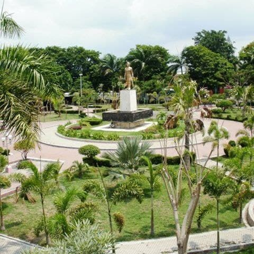 ALUN-ALUN KOTA KEDIRI