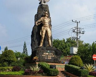 Monumen Kediri Syu