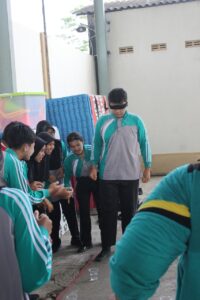 game-melatih-kekompokan-kelompok